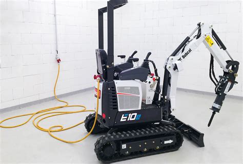 ELECTRIC MINI EXCAVATOR 